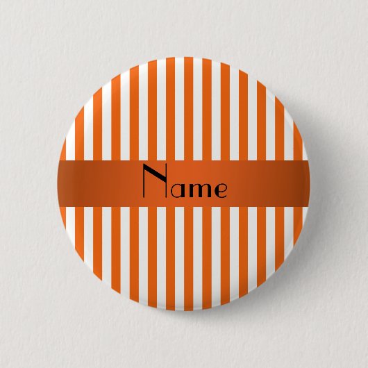 Aangepaste naam oranje en witte strepen ronde button 5,7 cm (Voorkant)