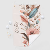 Aangepaste Naam Pink Boho Flower & Feathers Golfhanddoek (Insitu)