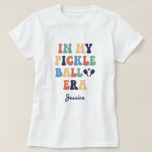 Aangepaste naam Retro in mijn pickleball tijdperk T-shirt (Design voorkant)