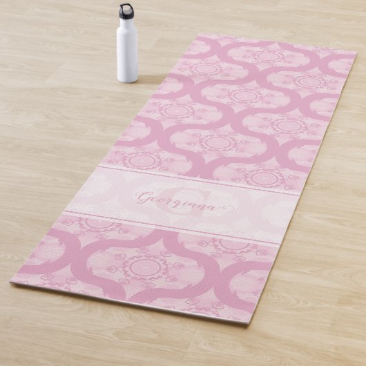 Aangepaste naam Retro jaren 1970 Preppy in roze ma Yogamat (In situ)