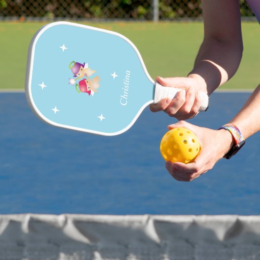 Aangepaste naam schattige engelen op blauw pickleball paddle (Insitu)