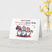 Aangepaste Naam Schattige Gnomes Vierde van Juli Kaart (Gele Bloem)
