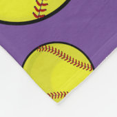 Aangepaste naam Softball Paars Fleece Deken (Hoek)