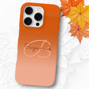 Aangepaste naammonogram Cantaloupe Oranje Ombre iPhone 16 Pro Hoesje