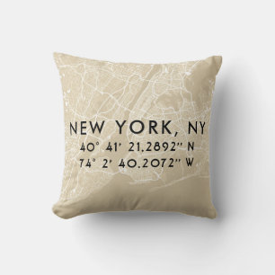 Aangepaste New York City Map   Tan en zwart Kussen