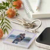 Aangepaste paarse rand foto witte liefde script sleutelhanger (Voorkant Rechts)