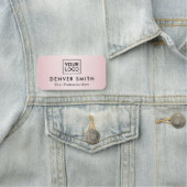 Aangepaste roze logo gradiëntnaam en titel naamplaatje (In situ)