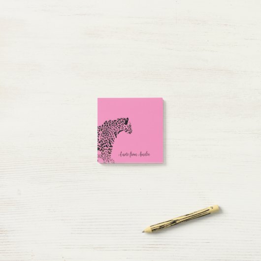 Aangepaste roze notities post-it® notes (Op bureau)