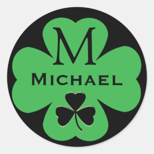 Aangepaste Shamrock met Monogram en Naam Ronde Sticker