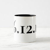 Aangepaste speciale datum zwart-wit tweekleurige koffiemok (Center)