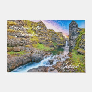 Aangepaste tekst Kolufossar Waterfall, IJsland Deurmat
