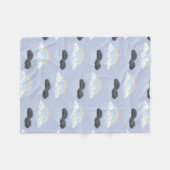 Aangepaste tekst op wolken en regenbogen "Regen of Fleece Deken (Voorkant (Horizontaal))