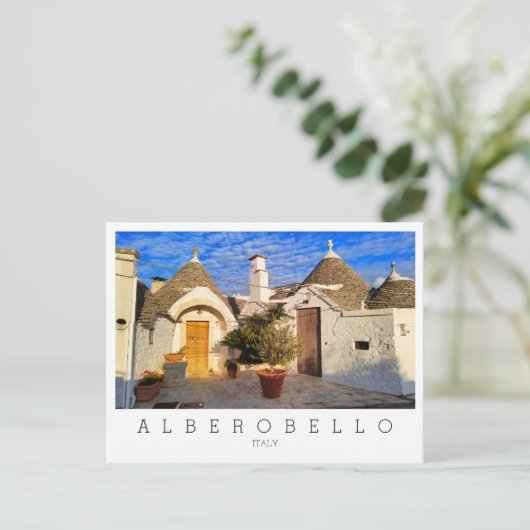 Aangepaste tekst, verbluffende stad Alberobello, P Briefkaart (Staand voorkant)