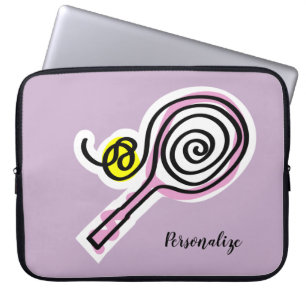 Aangepaste tennisspelersgaven - Roze racket en bal Laptop Sleeve