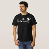 Aangepaste universele studentenfamilie die op vaka t-shirt (Voorkant volledig)