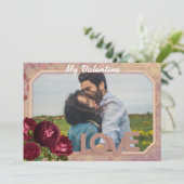 Aangepaste Vintage Rode Rozen Valentijnsdag Feestdagenkaart (Staand voorkant)