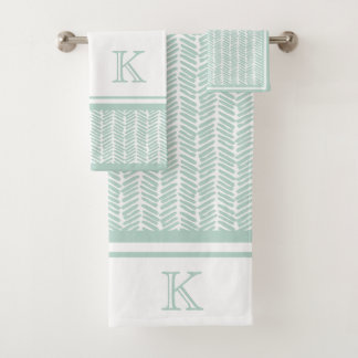 Aangepaste Zeeglas Mint Groen Wit Zigzag Stripes Bad Handdoek