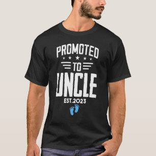 Aangepromoveerd tot oom Est 2023 Het is een peuter T-shirt