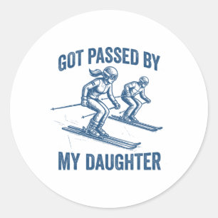 Aangereden Door Mijn Dochter Skis Geschenken Manne Ronde Sticker