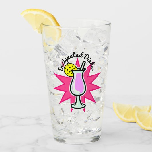 Aangewezen Dinker - Roze Cocktail met Pickleball  Glas (Voorkant ijs)