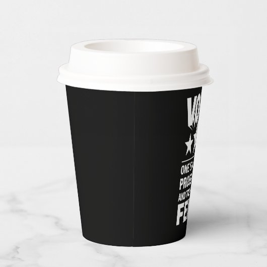 Aanklager versus Felon Voter Grappige Politiek Papieren Bekers (Rechts)