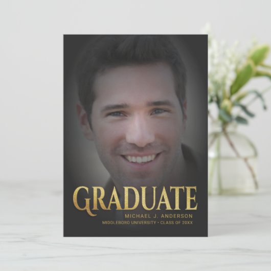 Aankondiging afstuderen 2017 Mannelijke gouden tek (Staand voorkant)