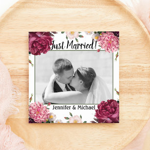 Aankondiging van de bruine bruine en roze bruiloft