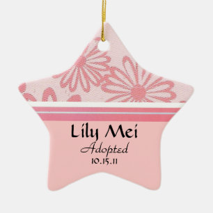 Aankondiging van de roze Daisy Floral-adoptie Keramisch Ornament