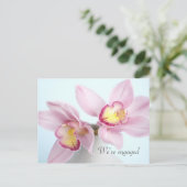 Aankondiging van de verloving met roze orchideeën (Staand voorkant)