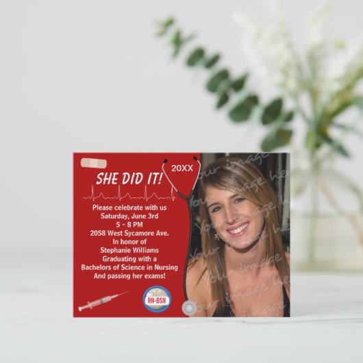 Aankondiging van het Afstuderen van de medische en (Staand voorkant)