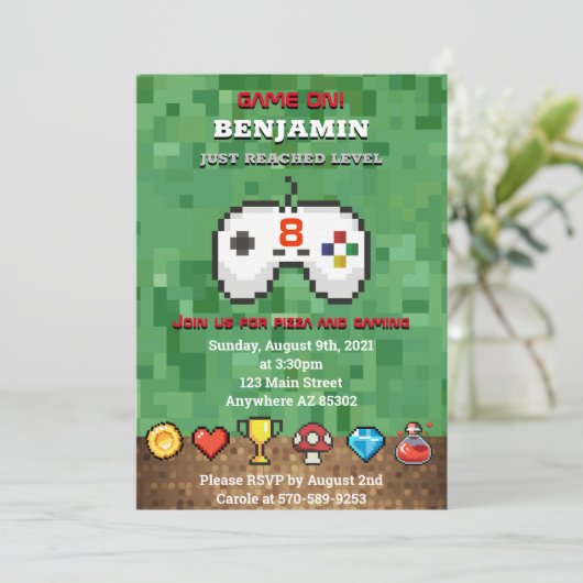 Aankondiging van startwedstrijd op niveau-up (Staand voorkant)