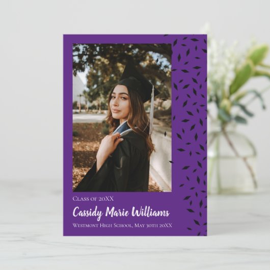 Aankondiging zwart Paars Confetti Afstuderen (Staand voorkant)