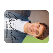 Aankondiging zwart Script Overlay Photo Afstuderen Magneet (Horizontaal)