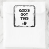 Aanmoediging: God heeft dit Vierkante Sticker (Tas)