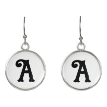 Aanpasbare sieraden met initiaal als geschenk