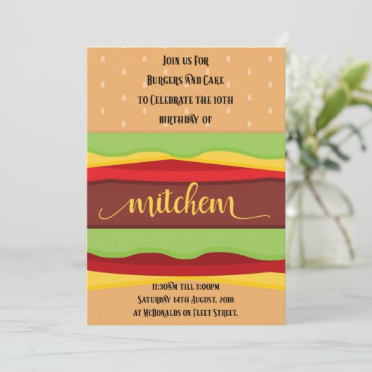 Aanpasbare verjaardagsfeest uitnodiging (Staand voorkant)