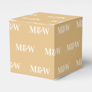 Aanpassen met Initiaal White monogram camel gift Bedankdoosjes