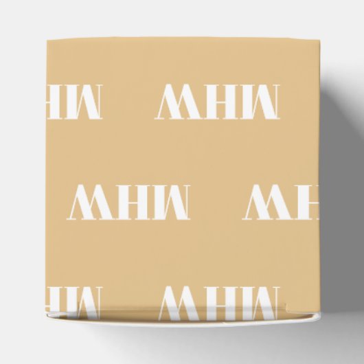 Aanpassen met Initiaal White monogram camel gift Bedankdoosjes (Bovenkant)