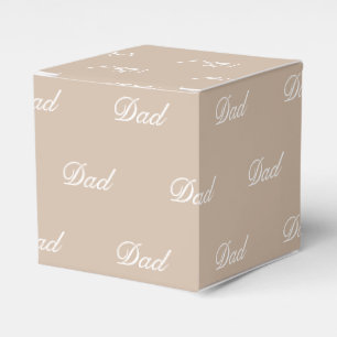 Aanpassen met Initiaal Witte monogram beige tan gi Bedankdoosjes