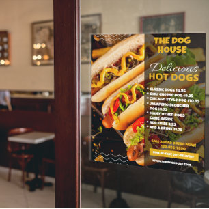 Aanpassen van Delicious Hotdogs Restaurant Medium Poster