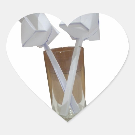 Aanraking van Romance: een vreedzame Valentijnsdag Hart Sticker (Voorkant)