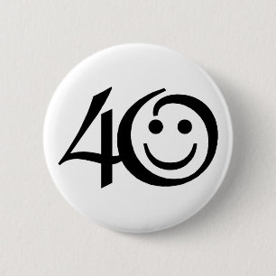 Aantal 40 met gelukkig gezicht ronde button 5,7 cm