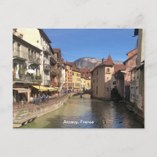 Aantrekkelijk rivier zicht op Annecy, Frankrijk op Briefkaart