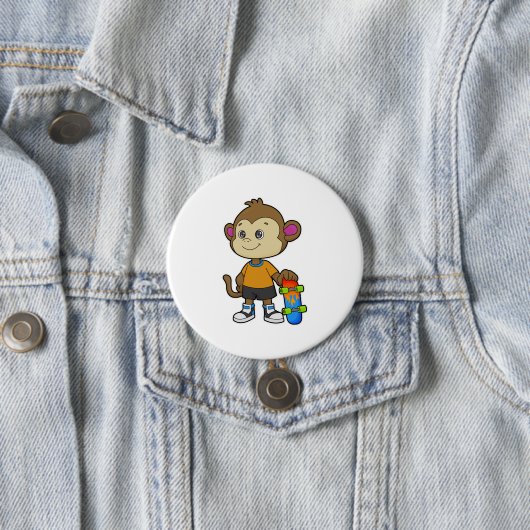 aap als Skater met skateboard Ronde Button 7,6 Cm (In situ)