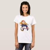 aap als Skater met skateboard T-shirt (Voorkant volledig)