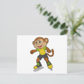 Aap bij het schaatsen met schaatsen briefkaart (Staand voorkant)
