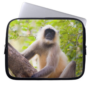 Aap in de jungle van Ranthambore National Park Laptop Sleeve