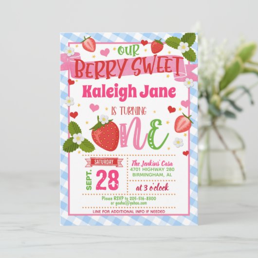 Aardbei 1e verjaardag uitnodiging tot het indienen (Staand voorkant)