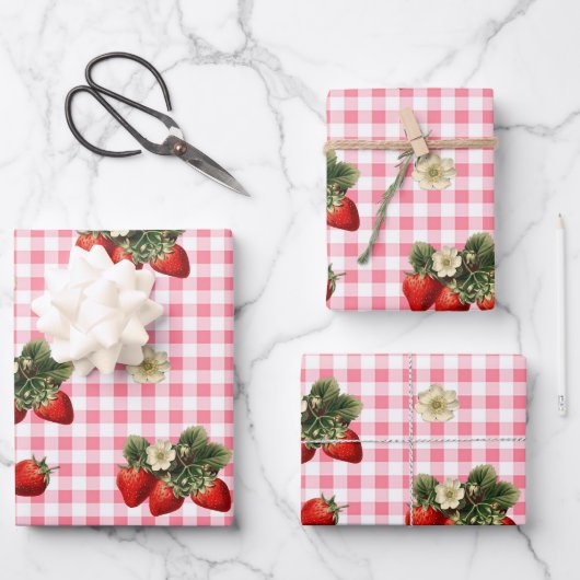 Aardbei en rode gingham schattige cadeau wrap shee inpakpapier vel (Voorkant)