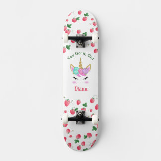 Aardbei Unicorn skateboard met naam